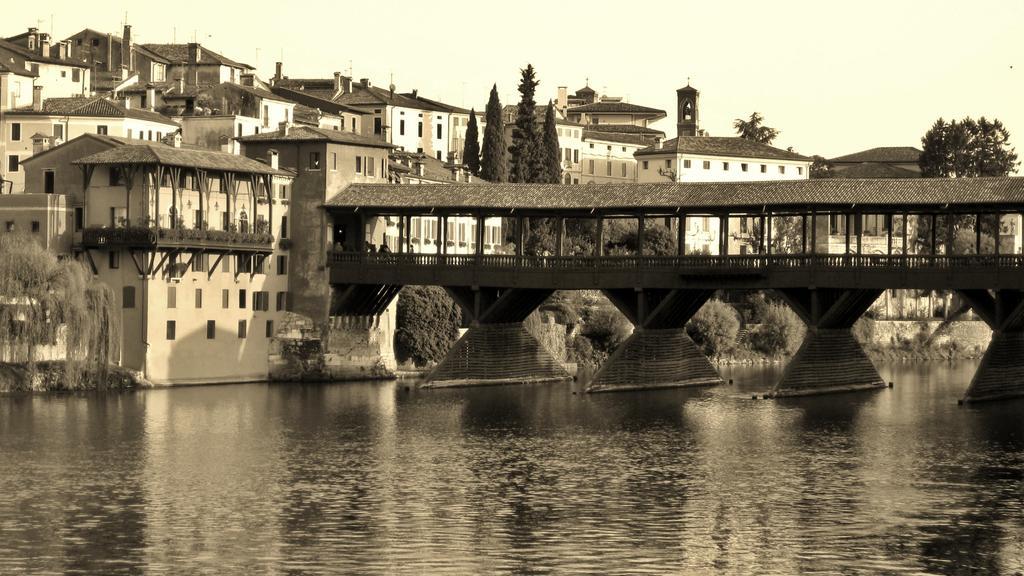 Hotel Miramonti Enoteca Pove del Grappa Buitenkant foto