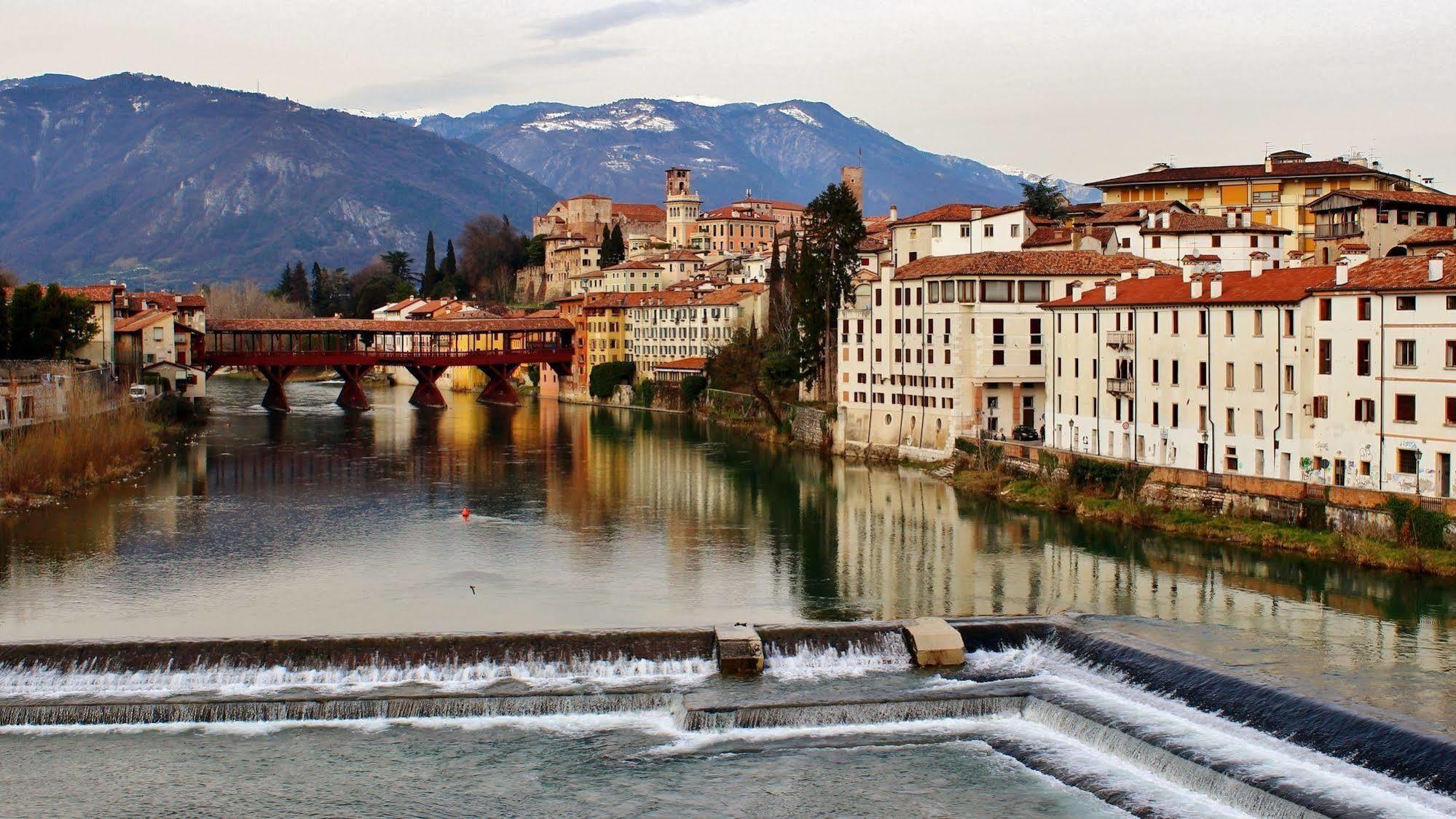 Hotel Miramonti Enoteca Pove del Grappa Buitenkant foto