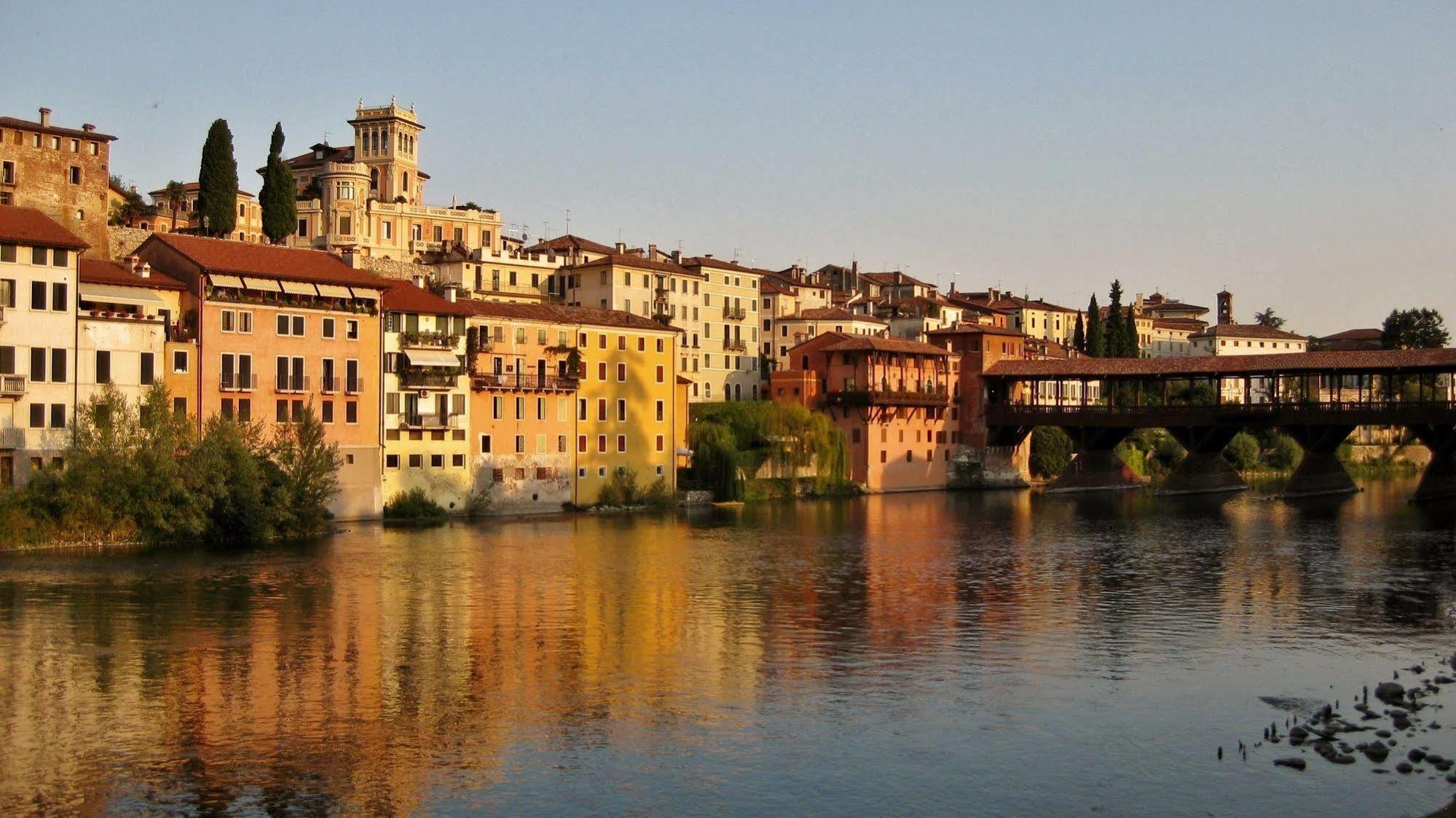 Hotel Miramonti Enoteca Pove del Grappa Buitenkant foto